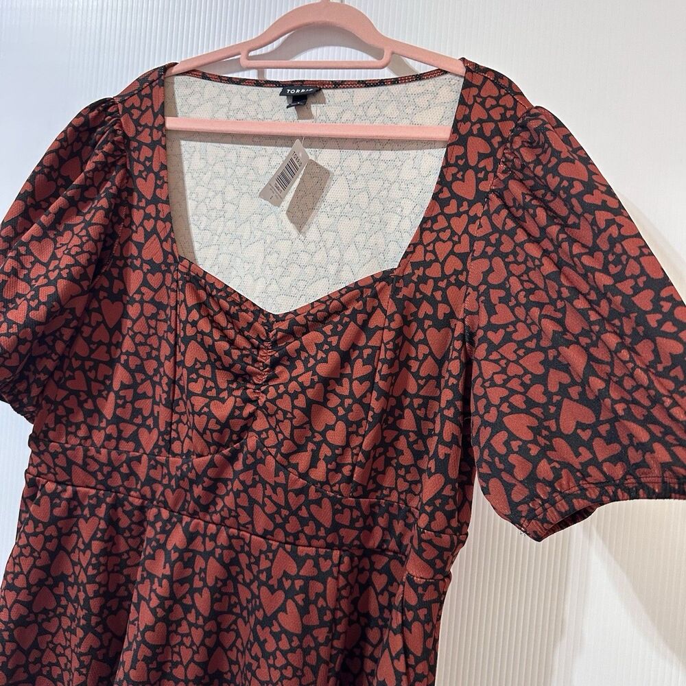 Torrid Puff Sleeve Heart Print Sweetheart Neck Dress Size 2X Pockets NWT - Picture 5 of 12